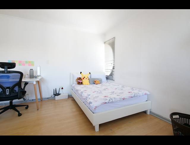 0.5 BEDROOM APARTMENT RENTED IN CLAREMONT UPPER